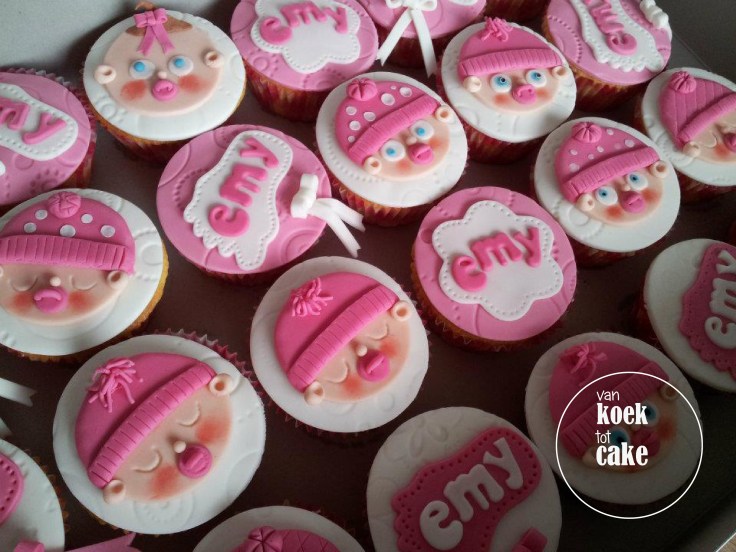 Babyshower fondant cupcakes versierd meisje