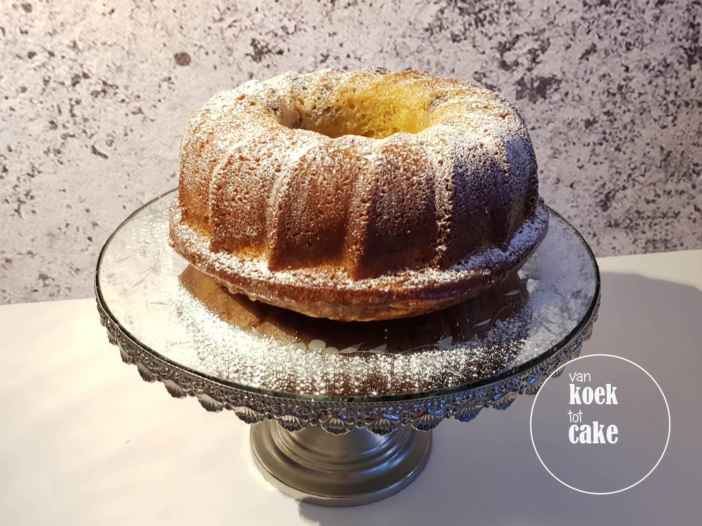 Misbaksel Tulbandcake met rum rozijnen van koek tot cake