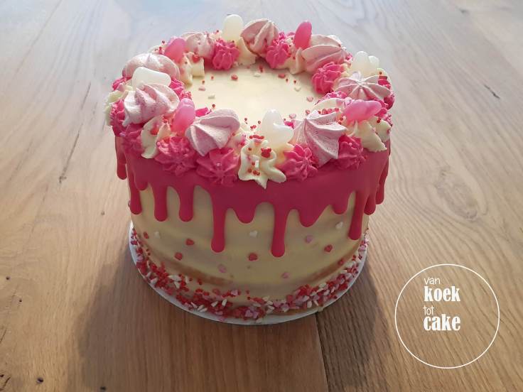 Valentijnstaart-Valentijn-taart-van-koek-tot-cake-6