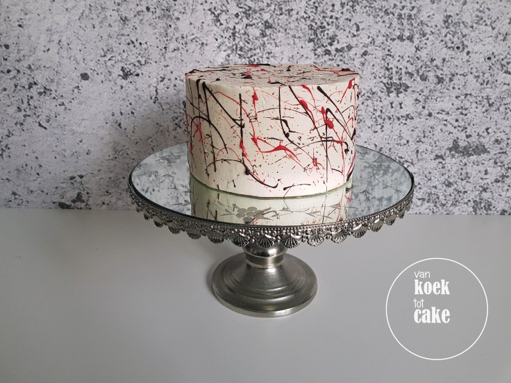 Taart met spetters paint cake