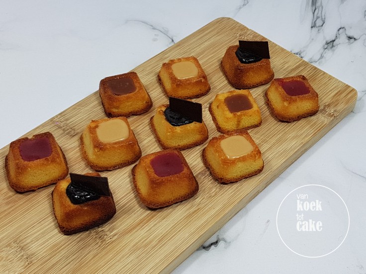 Recept voor simpele amandelcakejes met vulling naar wens - van koek tot cake