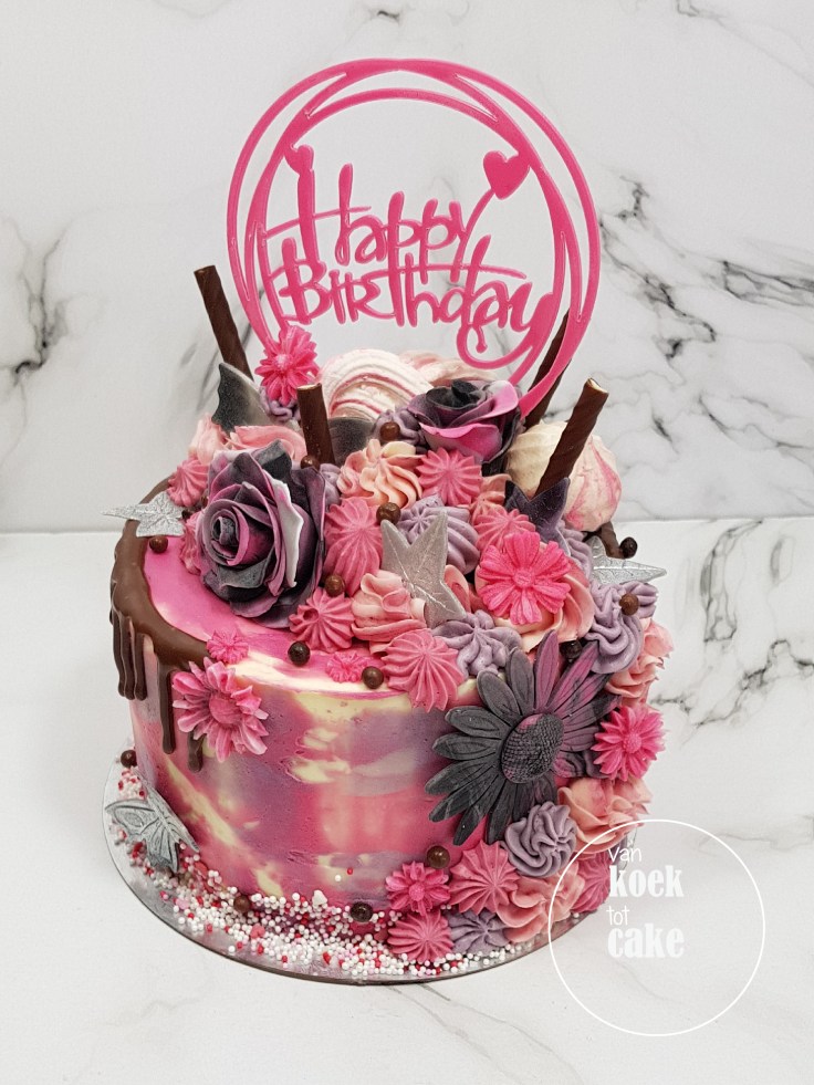 Verjaardagstaart taart roze zilver met straciatellaroom - van koek tot cake - bestellen Middelburg Vlissingen Oost-Souburg