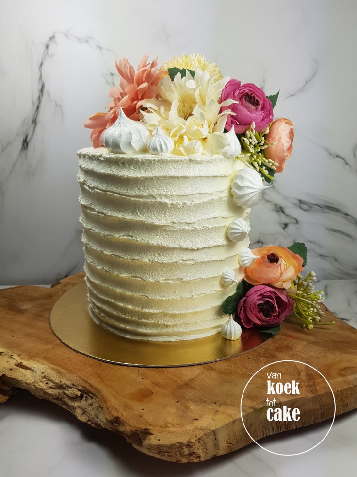 Bruidstaart | Taart met bloemen en botercreme op maat | bestellen Middelburg Vlissingen Oost-Souburg