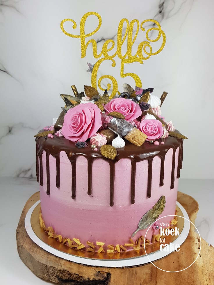 Taart 65e verjaardag! Hello 65 dripcake - bestellen Middelbrug Vlissingen Oost-Souburg - van koek tot cake