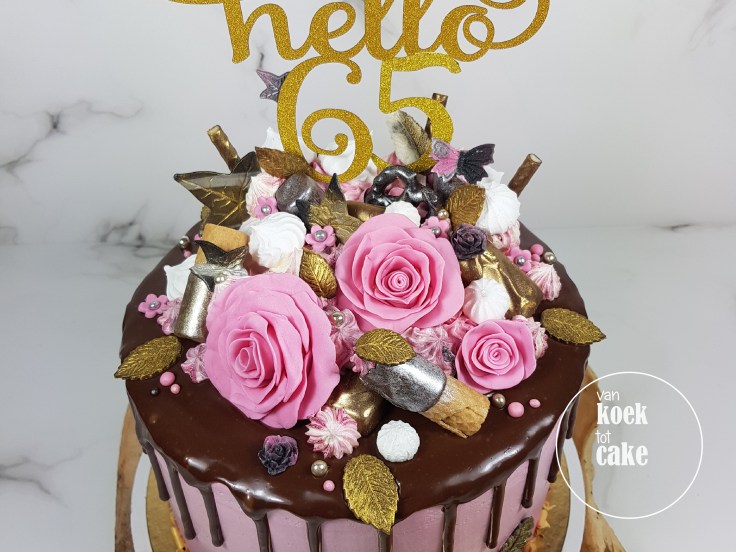 Taart 65e verjaardag! Hello 65 dripcake - bestellen Middelbrug Vlissingen Oost-Souburg - van koek tot cake