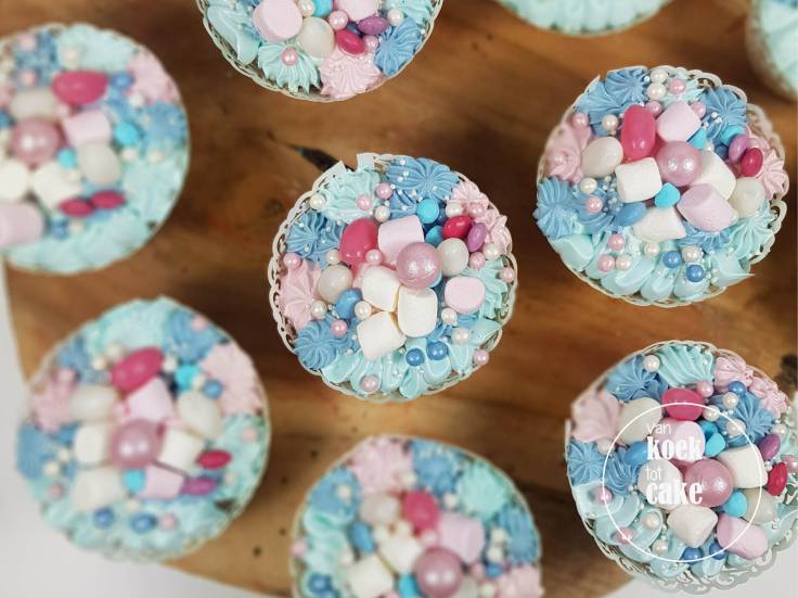 Gender reveal party cupcakes en taart | Bestellen Vlissingen Middelburg Oost-Souburg