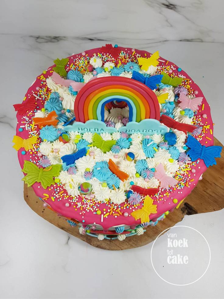 Regenboog verjaardagstaart dripcake rainbow | Bestellen Vlissingen Middelburg Oost-Souburg | van koek tot cake