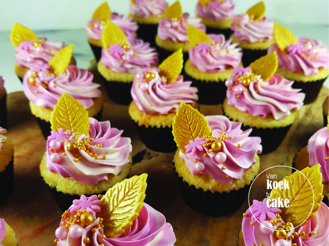 Mini cupcakes met toef roze goud | taart bestellen Vlissingen Middelburg Oost-Souburg | Zeeland - Walcheren
